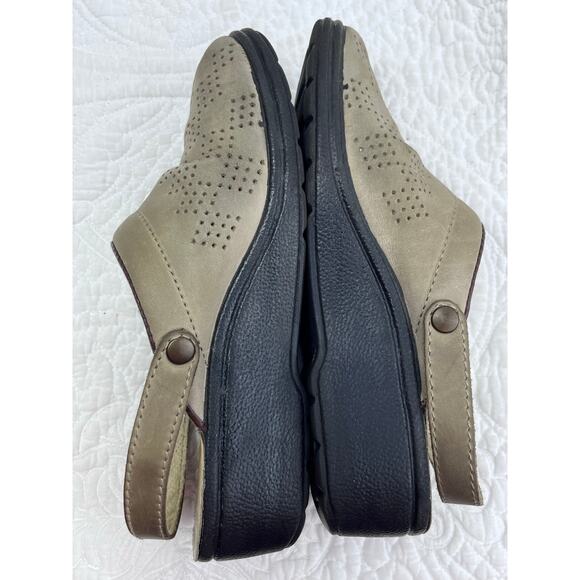 Fly Flot Women's Tan Antishock Wedge Slip On Summer Vacation Clogs - Size US 5 - Picture 11 of 11